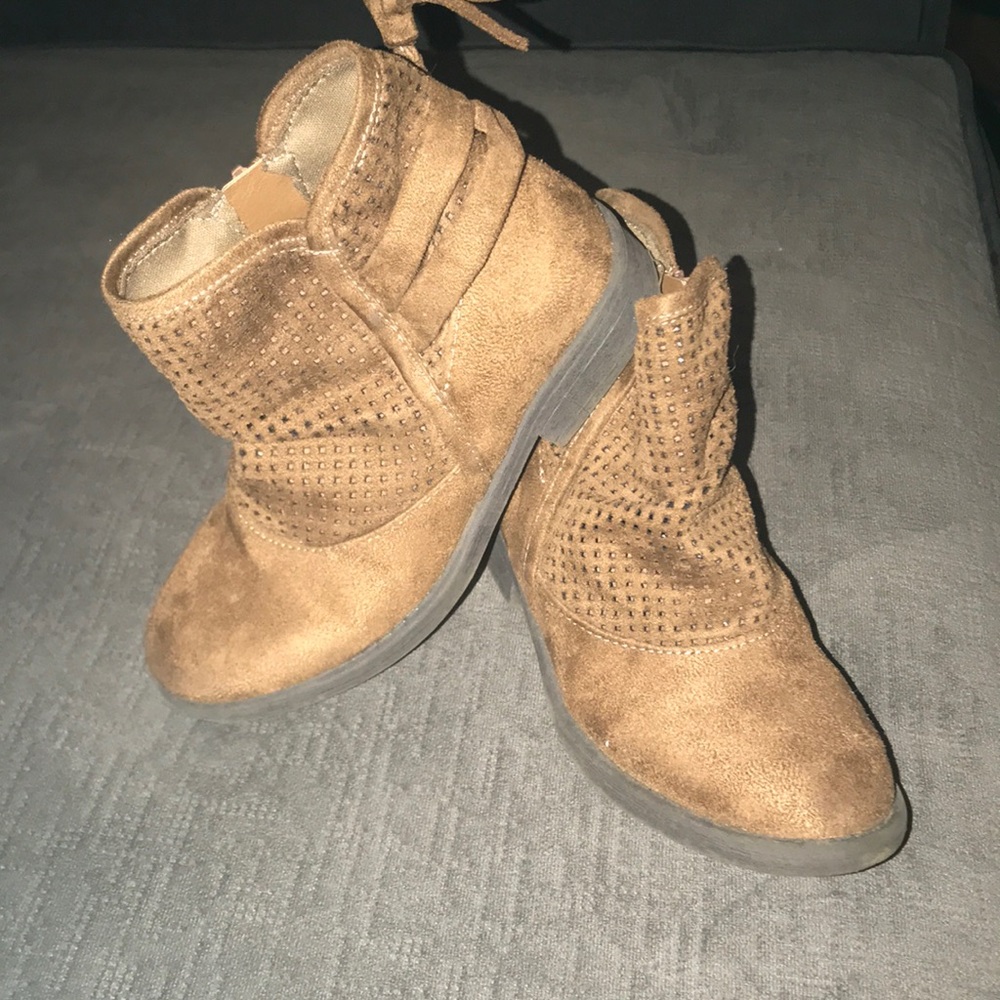 Girls boots size 12